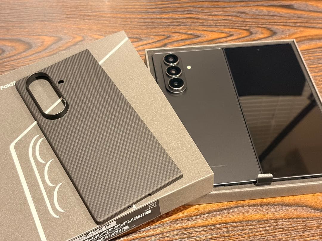 【美品】Galaxy Z Fold7 国内版SIMフリー ＋ PITAKAケース