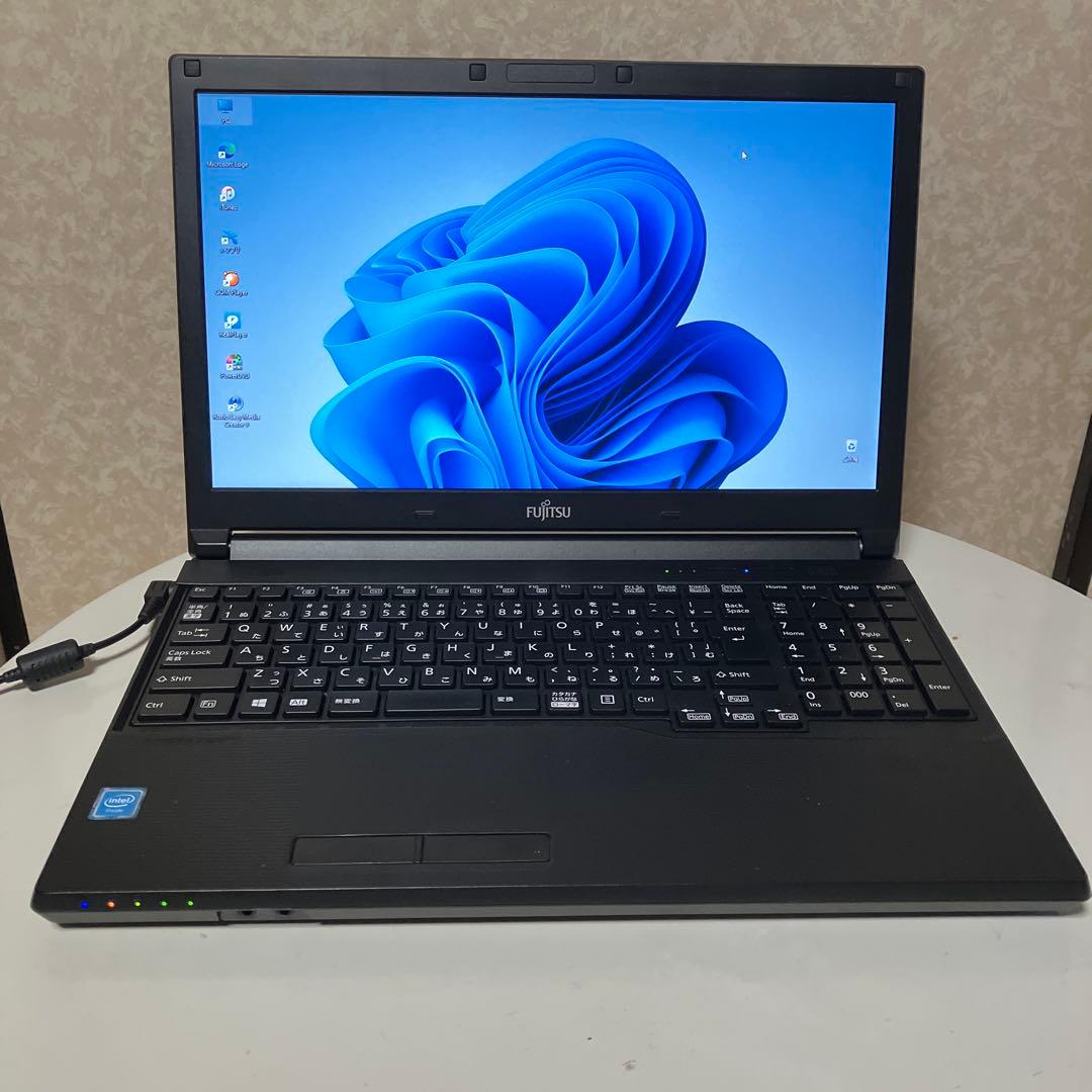 富士通 ノートPC Windows 11 日本語キーボード