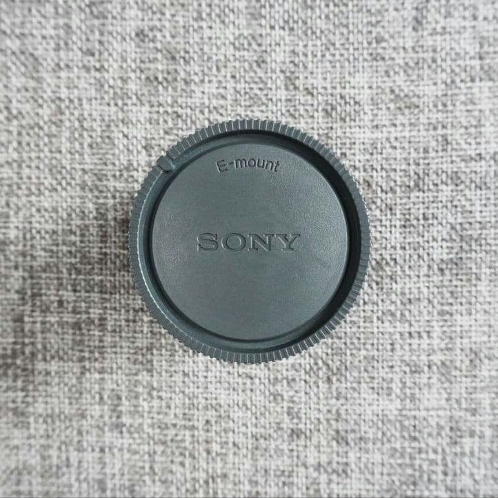 美品 フィルター付 E 55-210mm F4.5-6.3 OSS 望遠レンズ