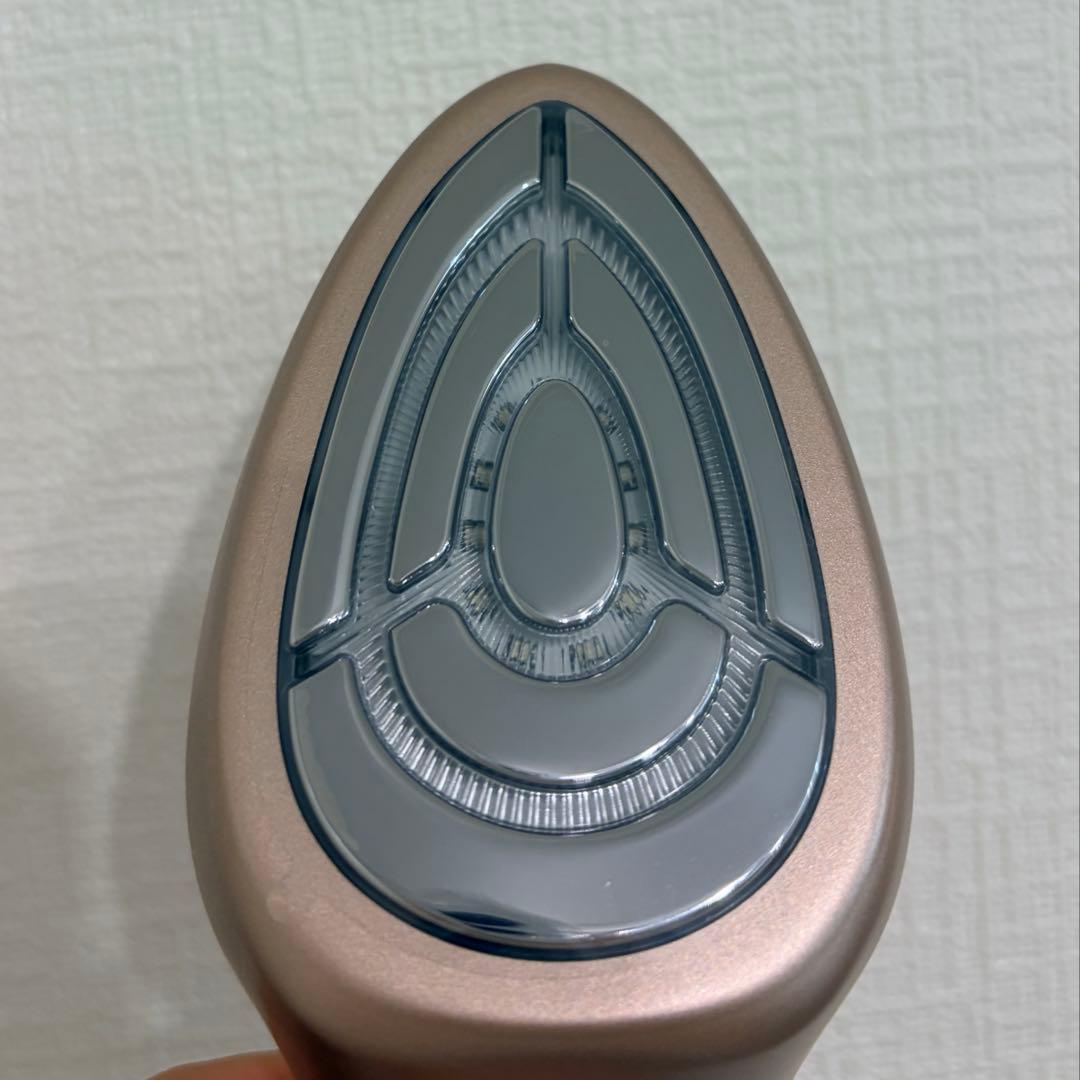 美品 MEラボン エクラ ECL-02 IKKOさんプロデュース 美顔器　未使用