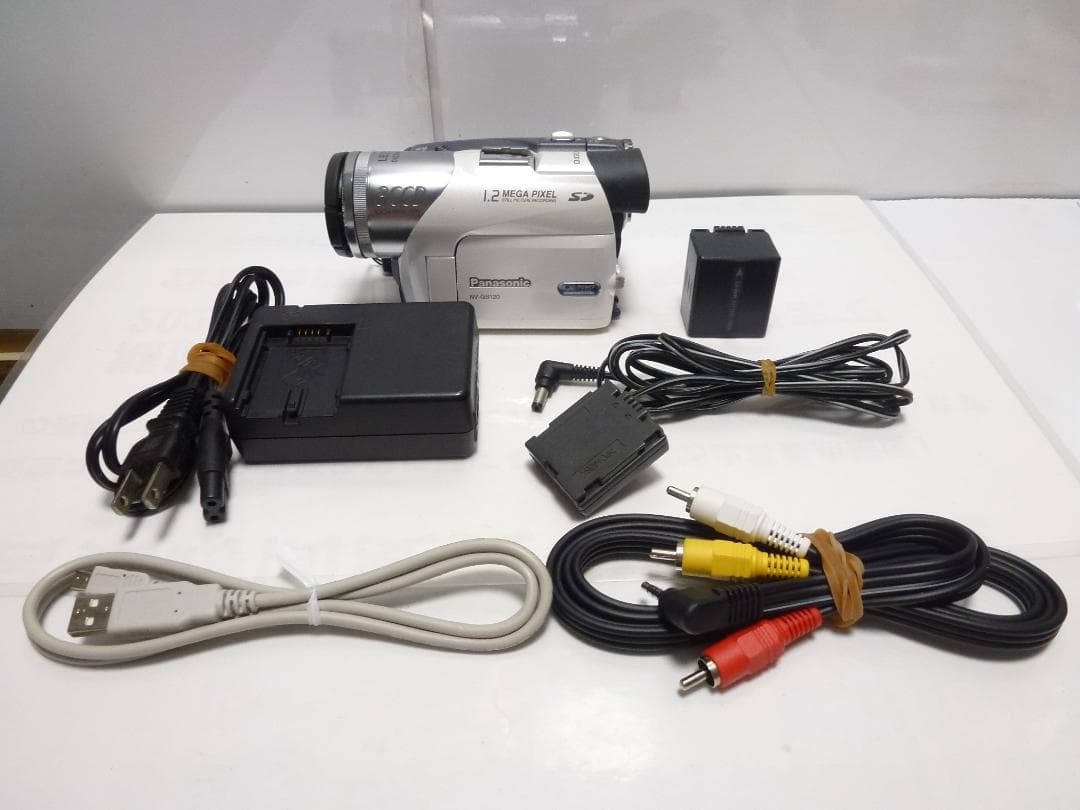 希少　動作品　Mini DV　パナソニックビデオカメラ　NV-GS120　大人気
