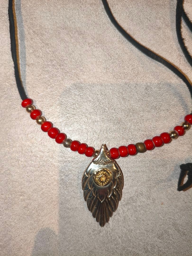 アリゾナフリーダム　イーグルスプーン　ホワイトハーツビーズ　ネックレス