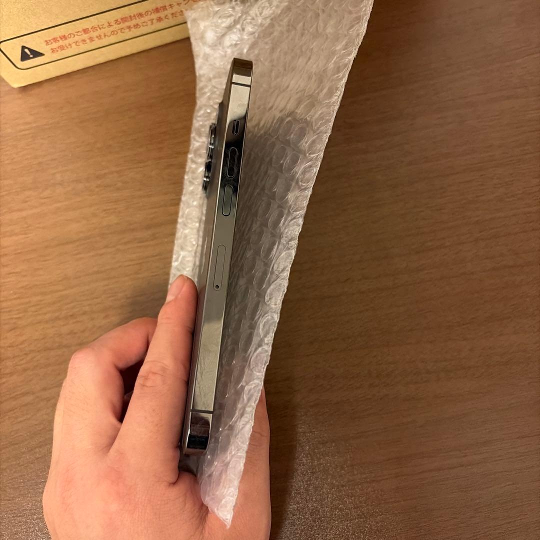 iPhone 13 pro 128GB ブラック 交換品 バッテリー100%