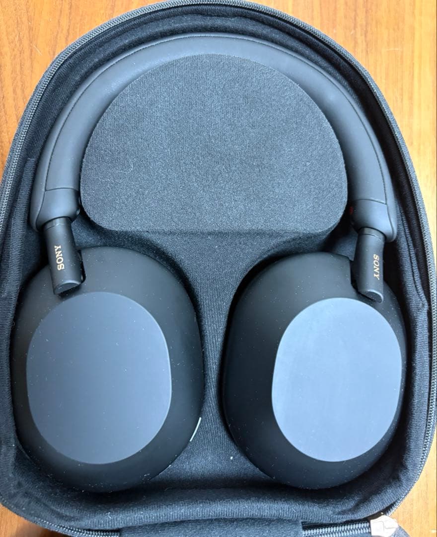 【極美品】ソニー WH-1000XM5 ブラック