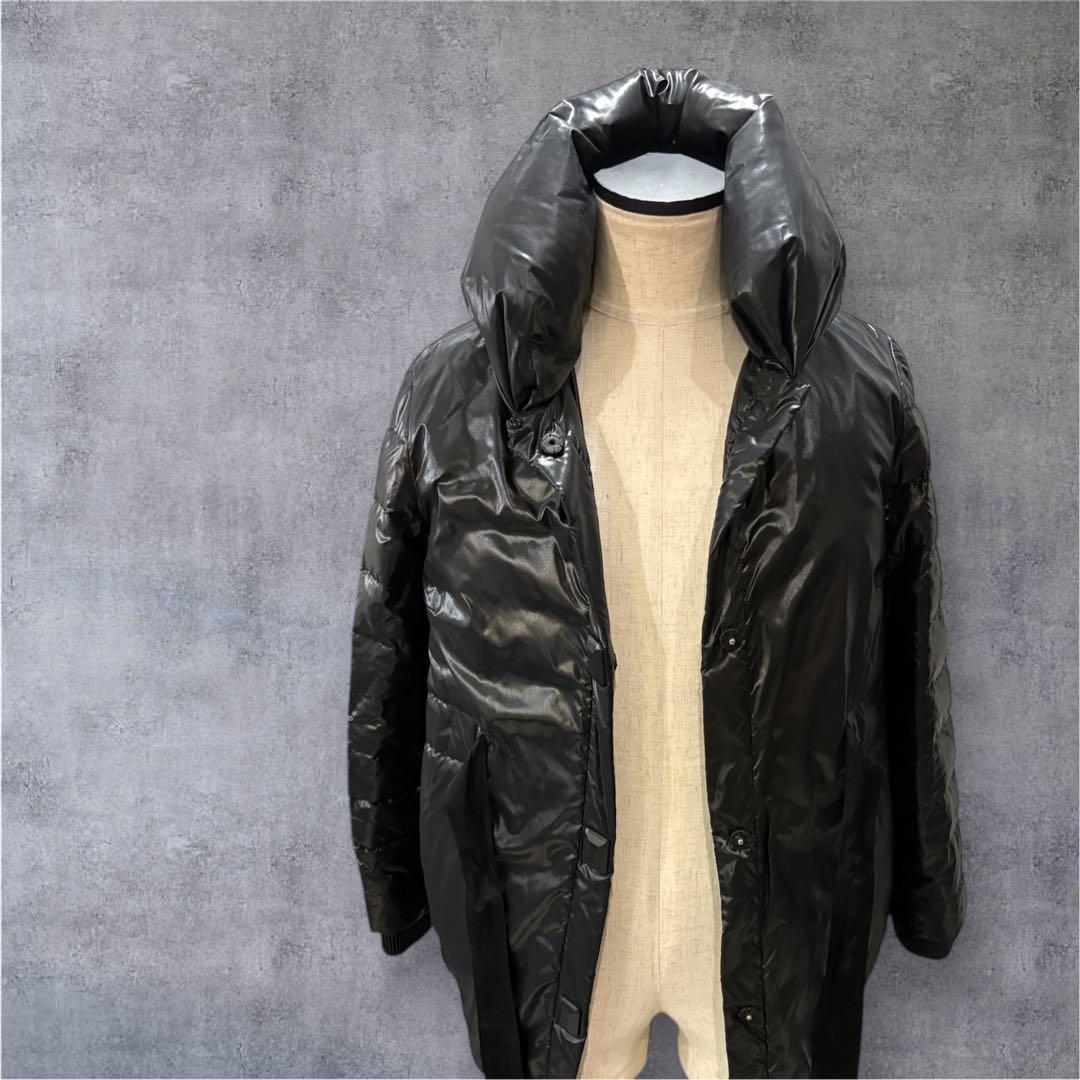 モンクレール ブラック フード付きダウンジャケット