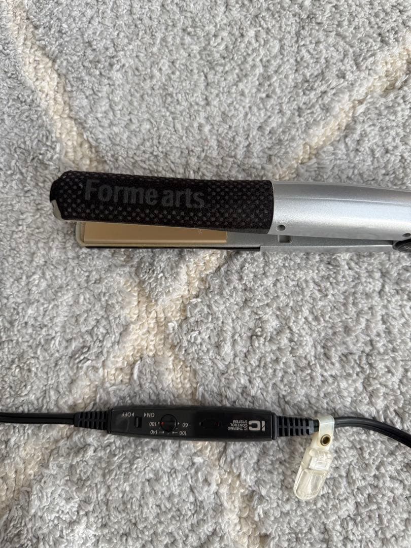 Forme arts ストレートヘアアイロン シルバー/ブラック通電確認済み