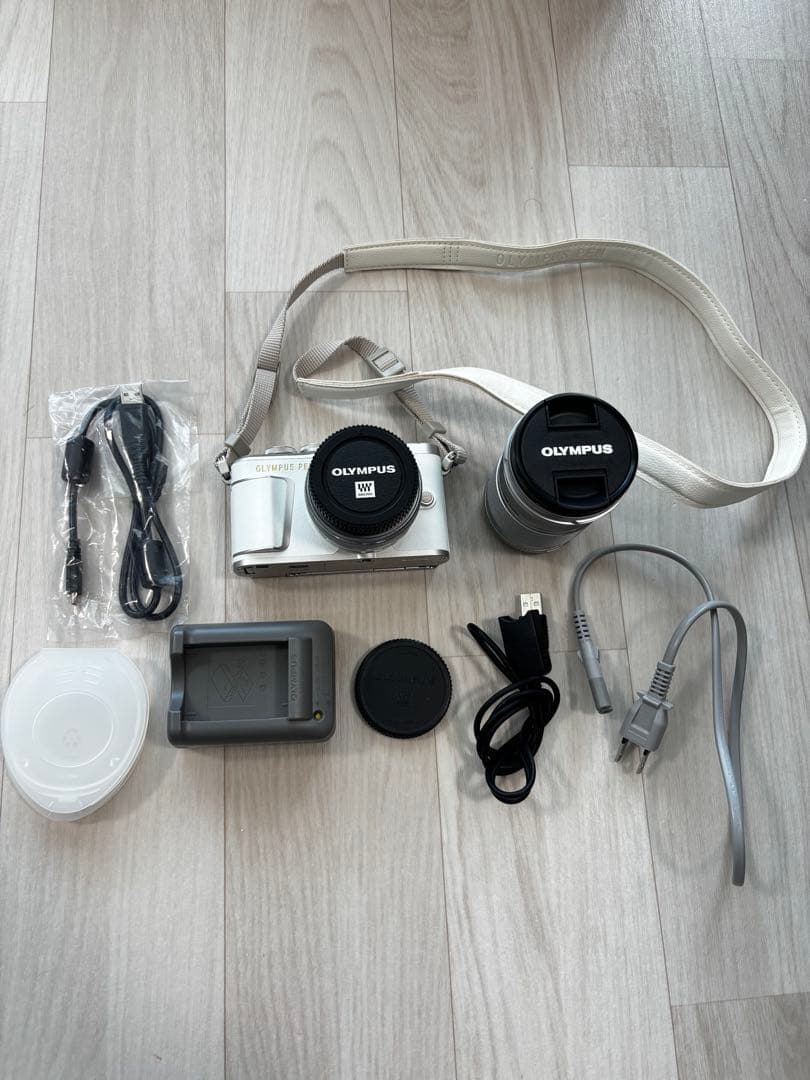 OLYMPUS PEN E-PL9 デジタルカメラ