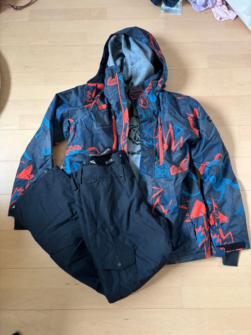 スノーボードウェアセット　QUIKSILVER