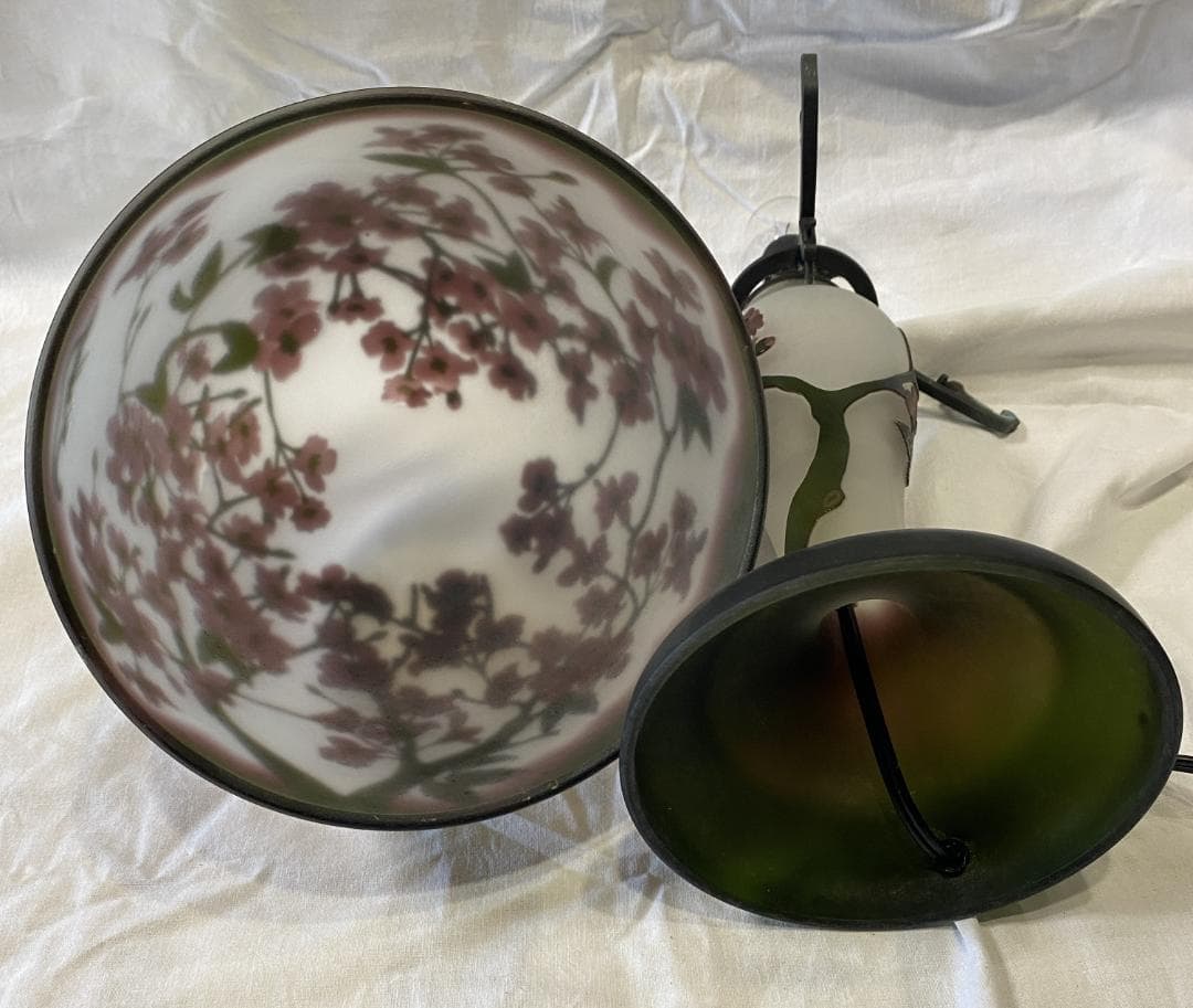 エミールガレ　レプリカ　Emile Galle 風　卓上照明　ナイトスタンド