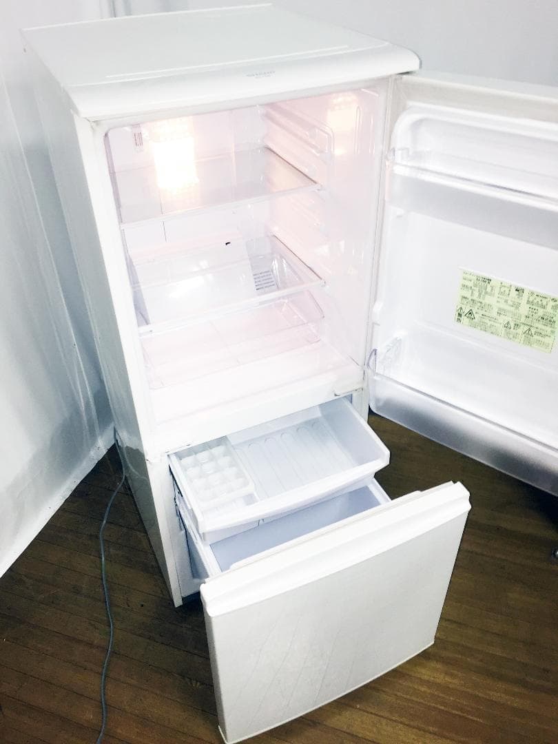 \"送料無料★◆中古★SHARP 137L 冷蔵庫【SJ-14W-W】