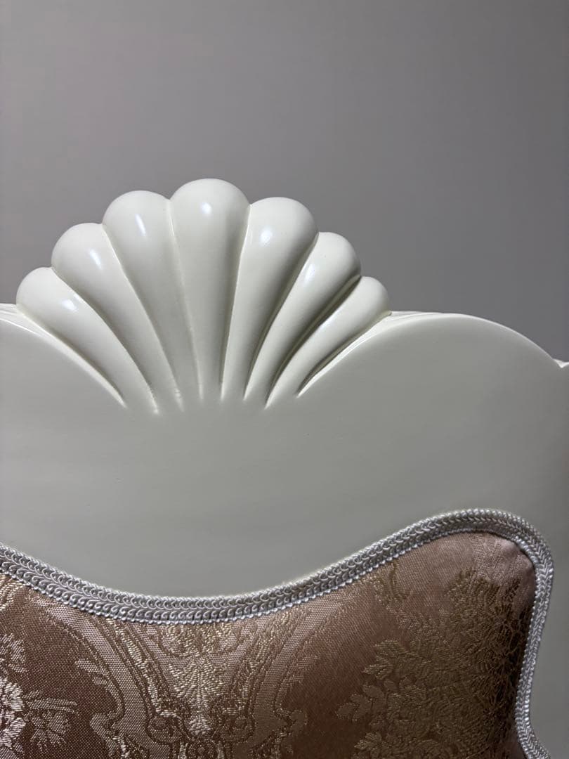 3.クラシックスタイル 椅子 白 ベージュ　美品