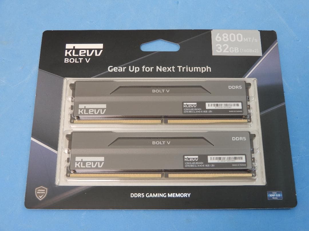 KLEVV BOLT V DDR5-6800 32GB メモリー