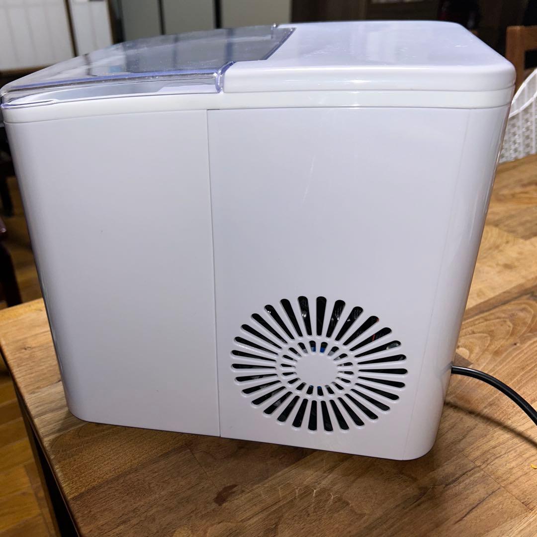 家庭用小型製氷機　Fooing ホワイト