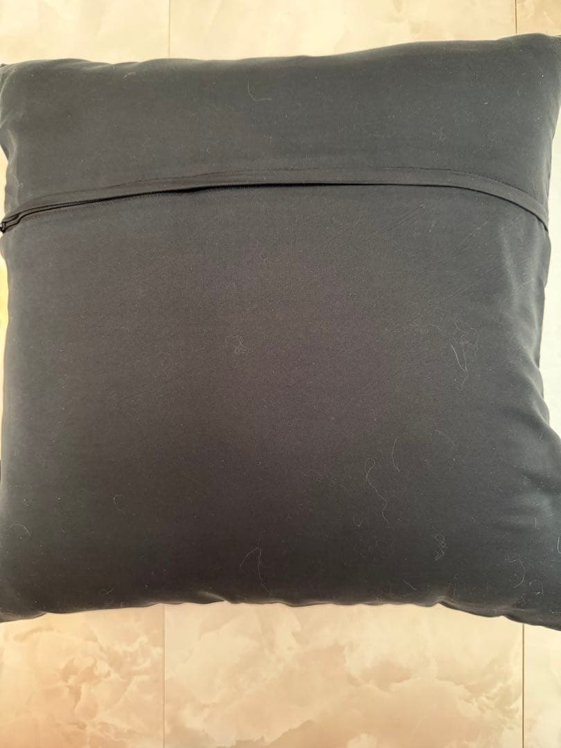 【新品未使用】花柄Rady クッション2個セット