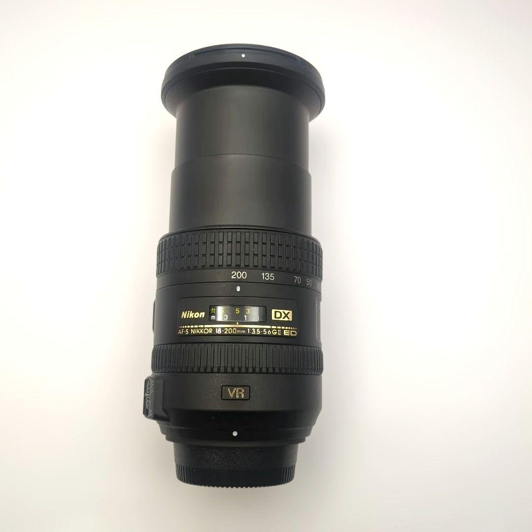 Nikon 18-200mm f/3.5-5.6G ED VRII ズームレンズ
