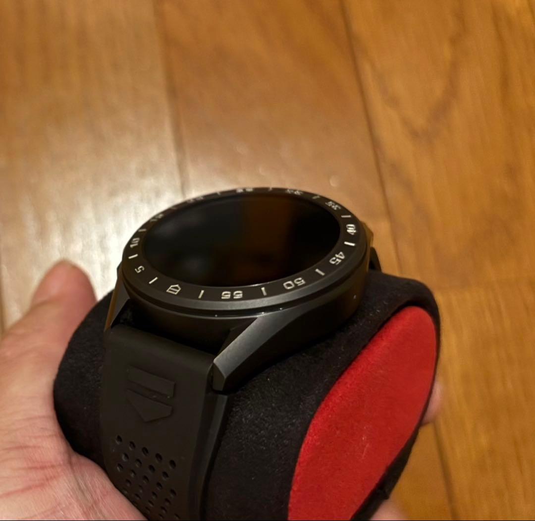 別売ベルト付TAG Heuer Connected Calibre E3 45㎜