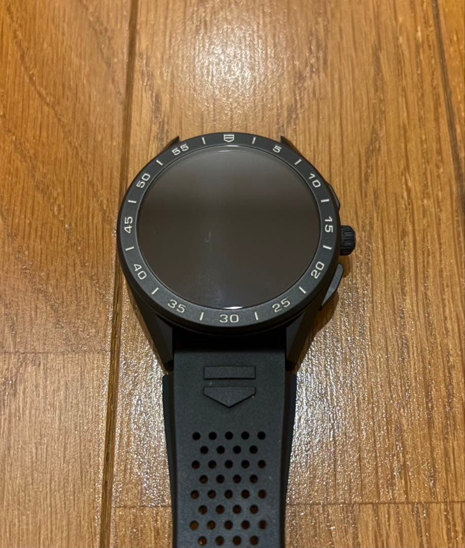 別売ベルト付TAG Heuer Connected Calibre E3 45㎜