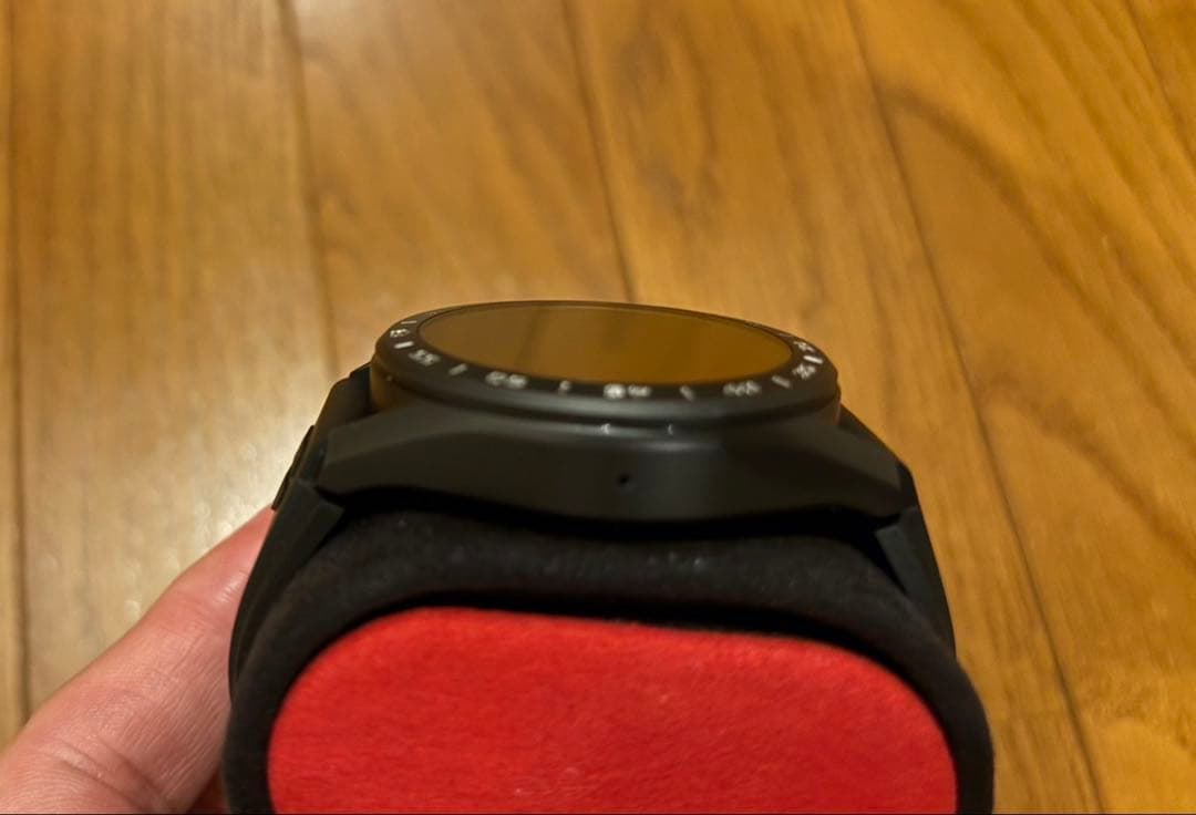 別売ベルト付TAG Heuer Connected Calibre E3 45㎜