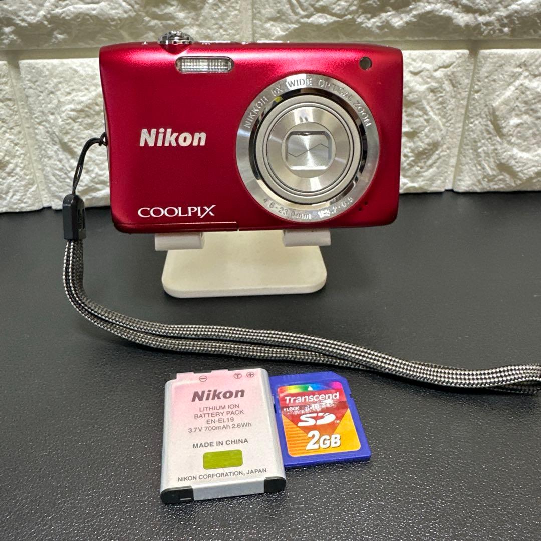 ニコン Nikon COOLPIX S2900 レッド　動作確認済　中古良品