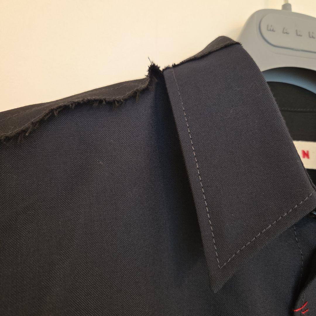 MARNI　トロピカルウールシャツ、コントラストカラーのバック