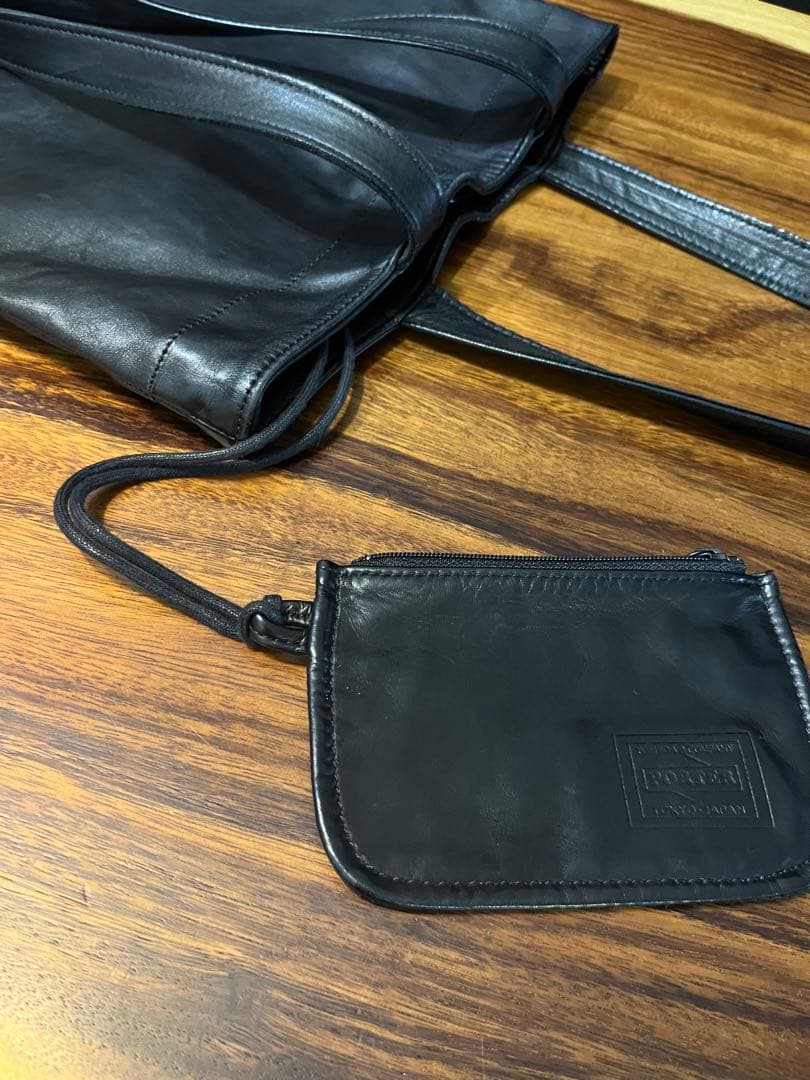 ポーター　porter 黒のレザートートバッグ