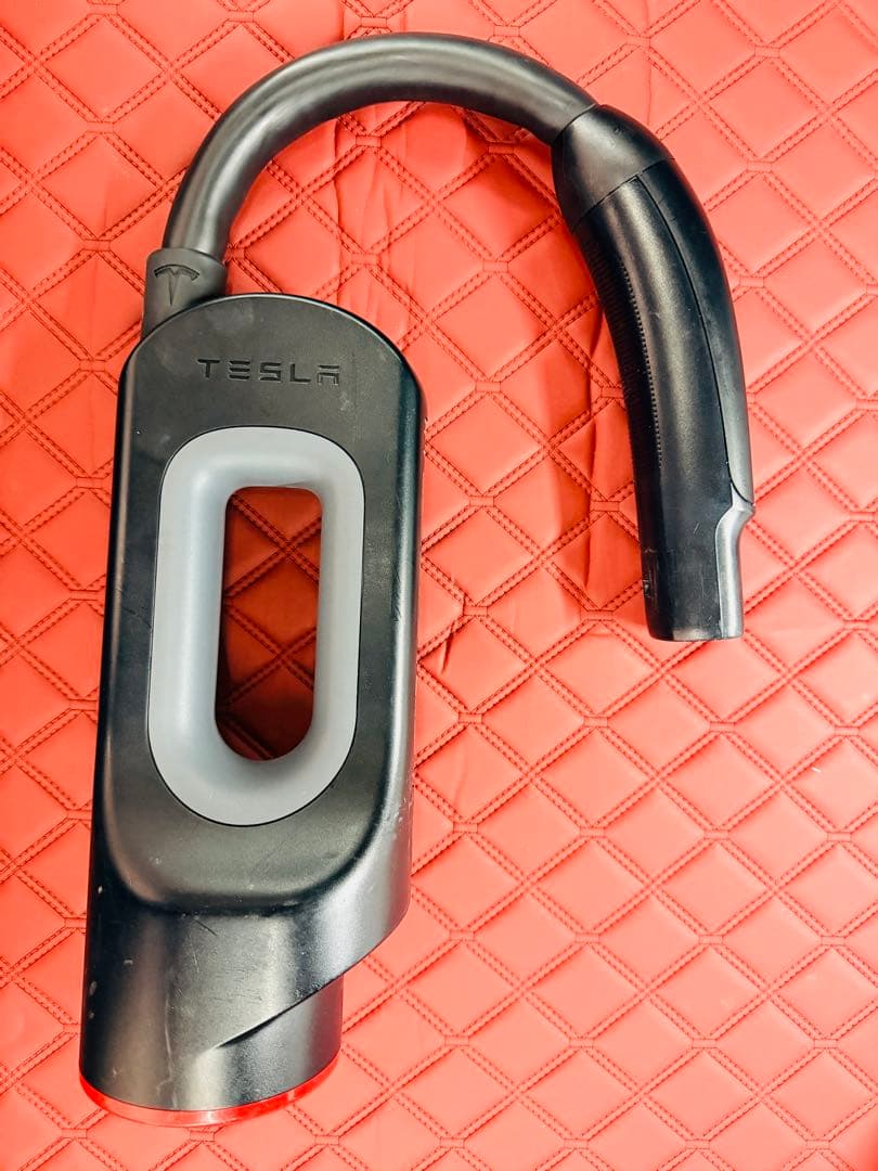 TESLA CHAdeMO(チャデモ) 変換アダプター