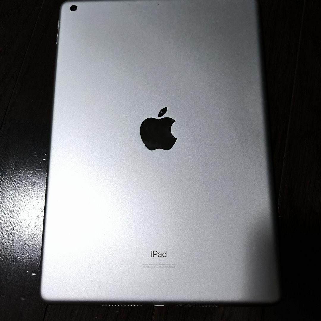 iPad 10.2 (2021) WiFiモデル256GB+ELECOMケース