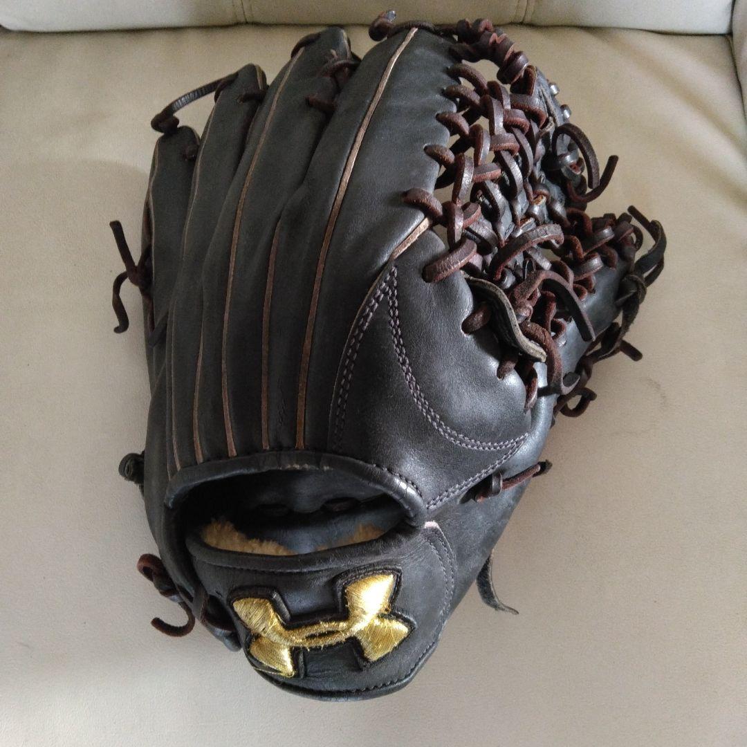 でんでん　アンダーアーマー　外野用　硬式野球グローブ