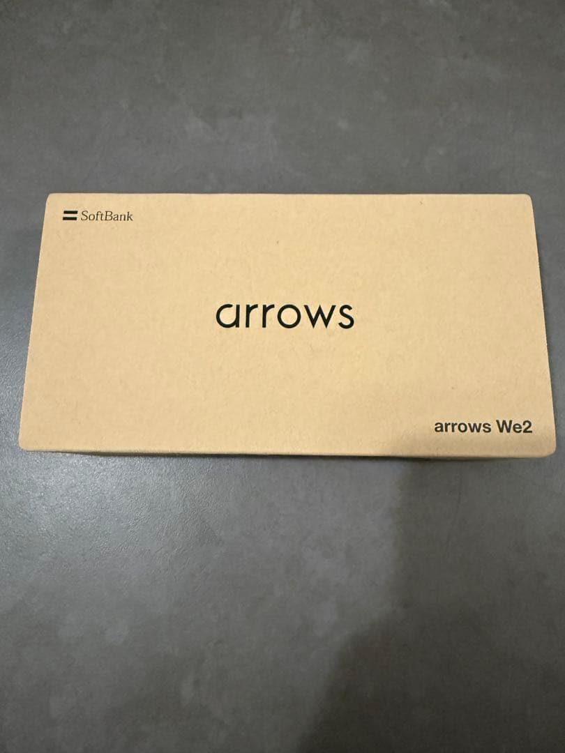 新品未使用　SoftBank arrows We2 本体