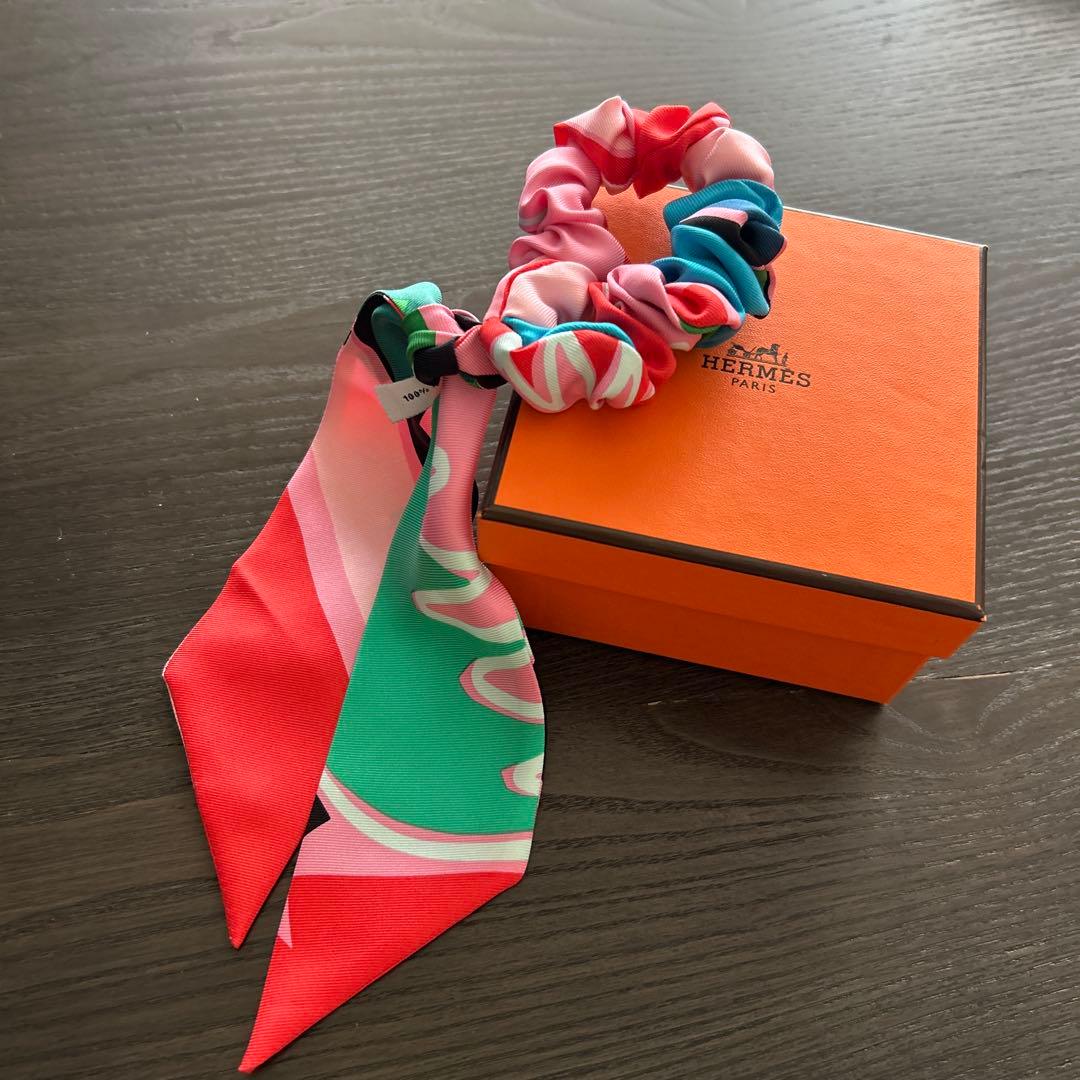 HERMES ツイリー型　シュシュ　未使用美品