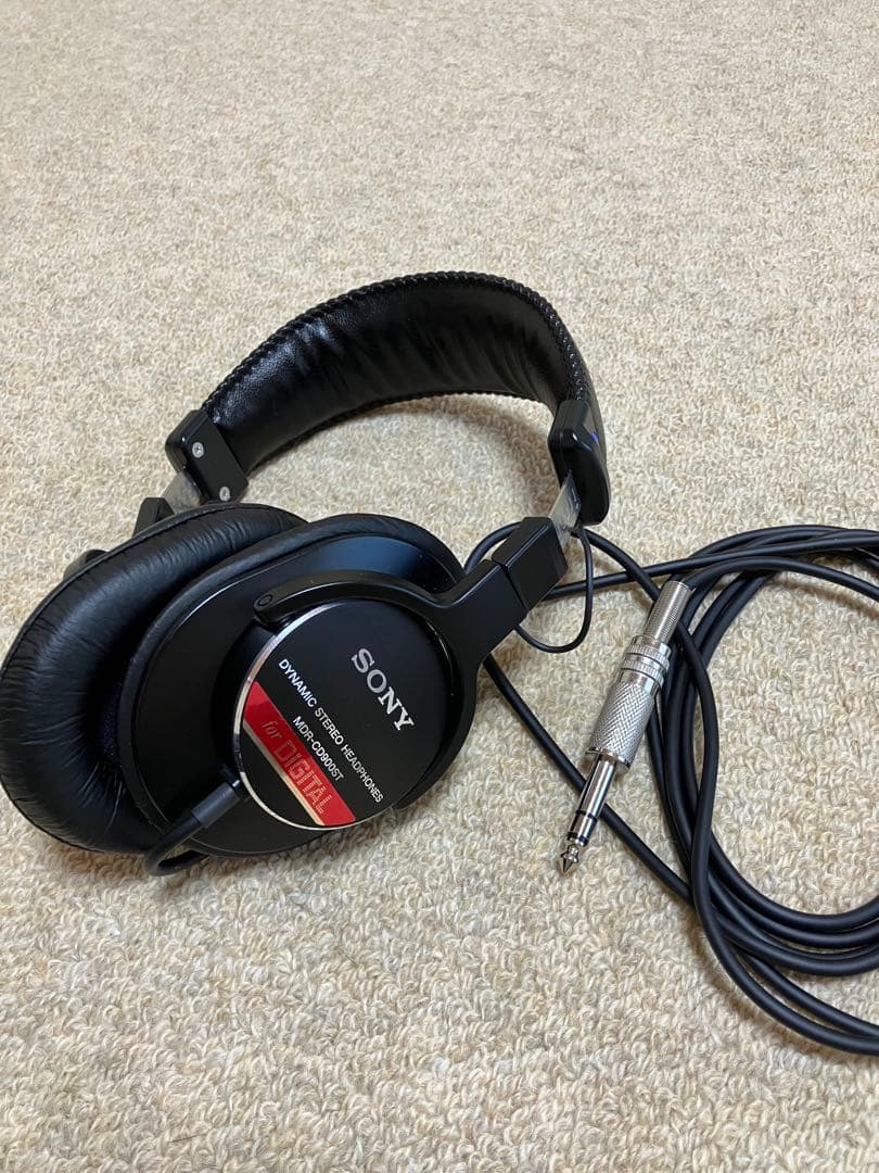 SONY スタジオモニターヘッドホン 黒 MDR-CD900ST