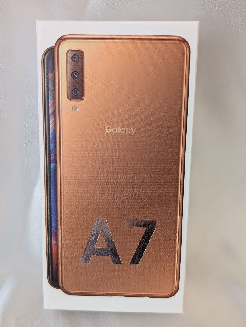 【新品未使用】Galaxy A7 ゴールド本体