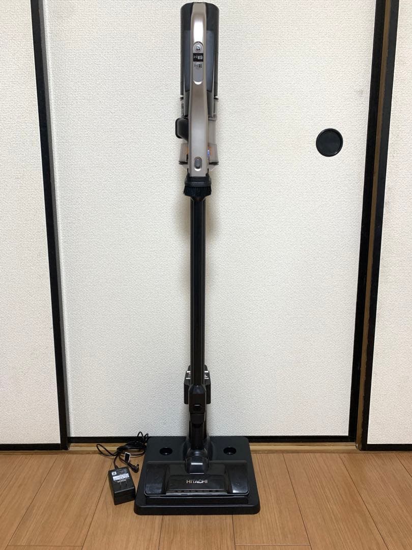 日立PV-BL2H 2022 LEDライト付きコードレスクリーナー