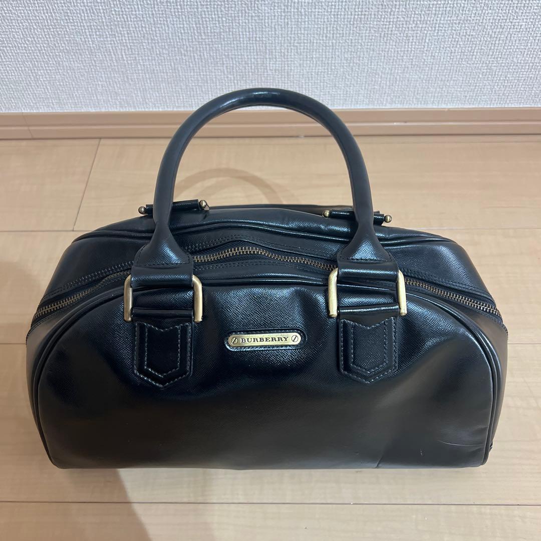 BURBERRY ブラックレザー ハンドバッグ