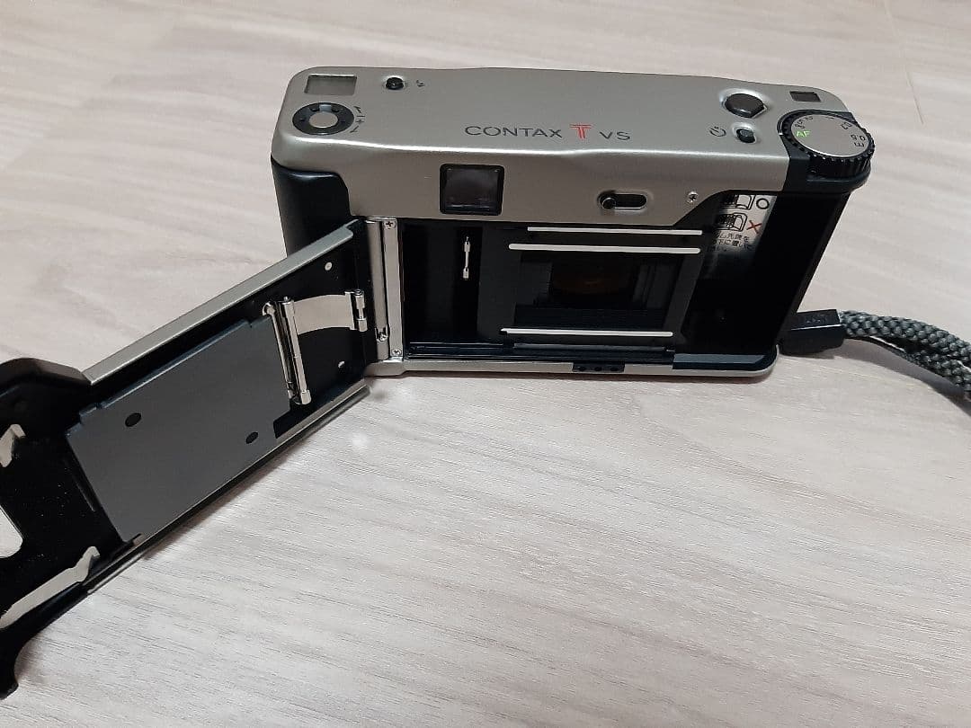 CONTAX TVS 新品ケース付き