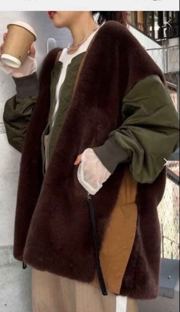 チャオパニックティピー⭐︎【etsinta/エシンタ】ファー切替ジャケット