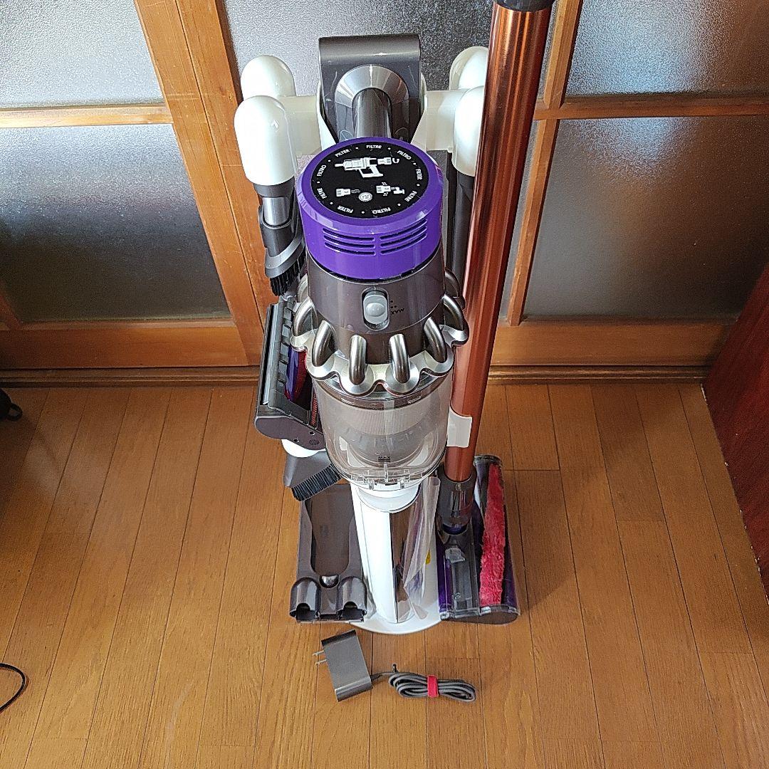 dyson v10 SV12 コードレスクリーナー本体 純正スタンド付き