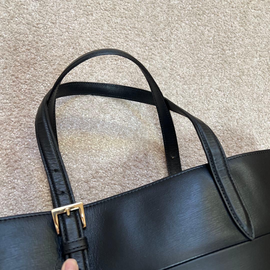 タケオキクチ　黒レザートートバッグ