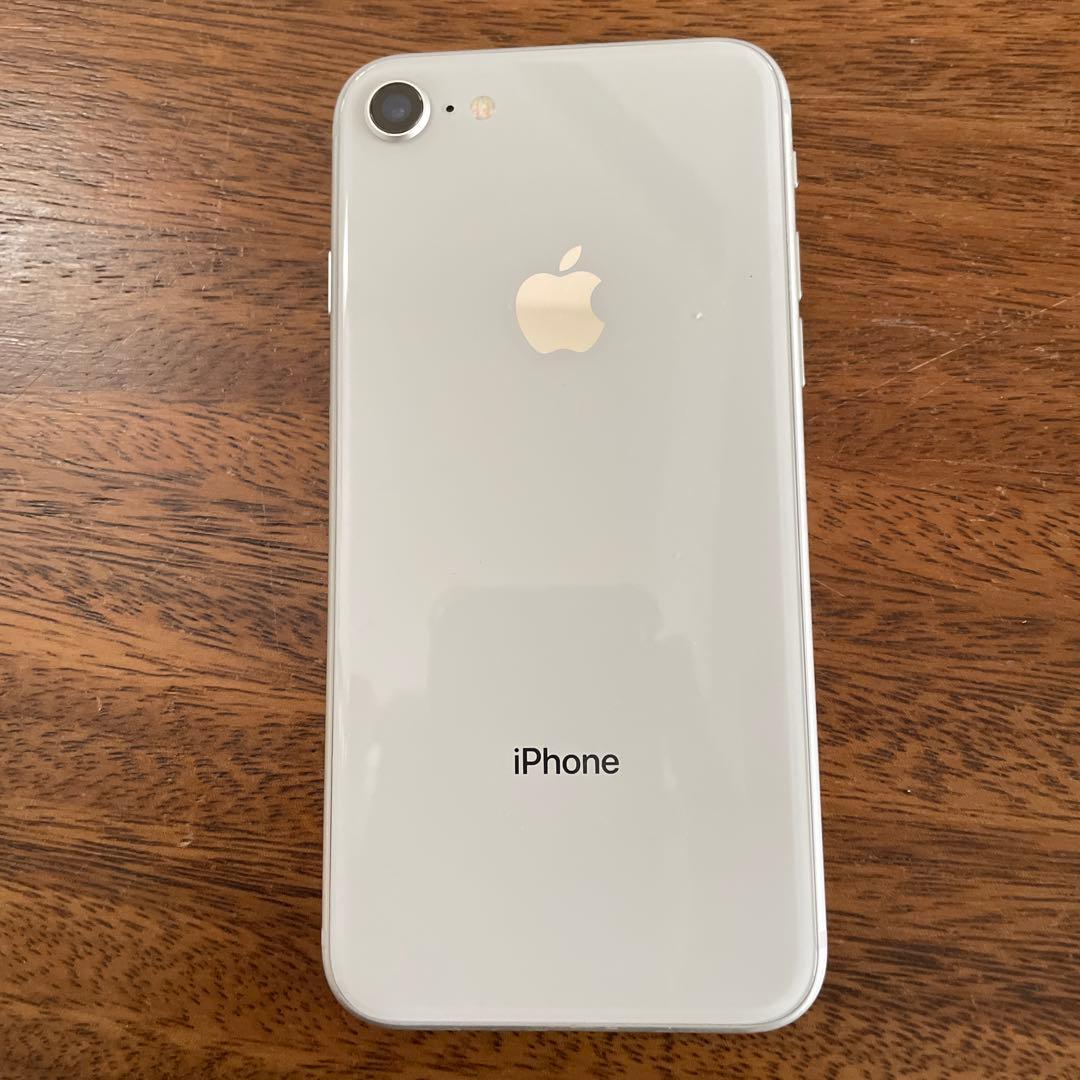 Apple iPhone 8 ホワイト 本体
