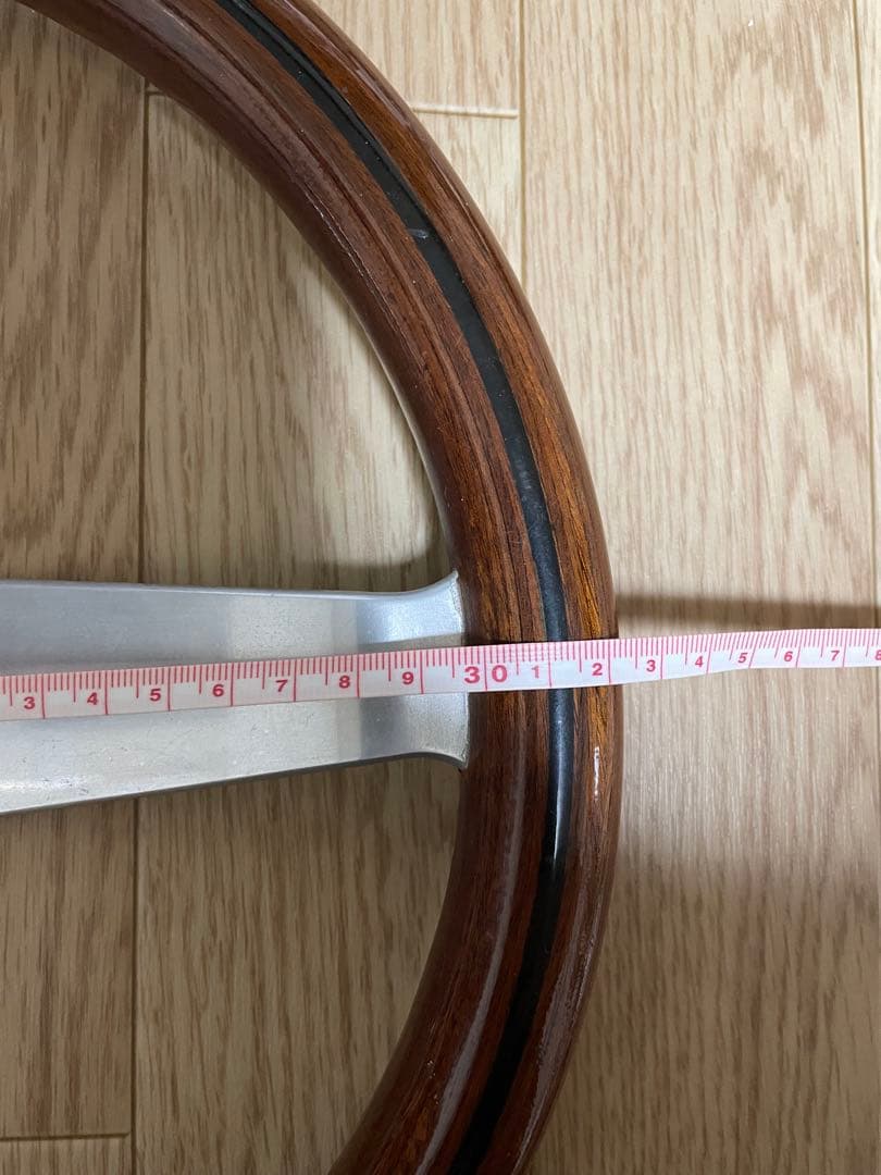 マ*ロ様 【希少】正規品　ナルディ クラシックウッドステアリング　32.5パイ