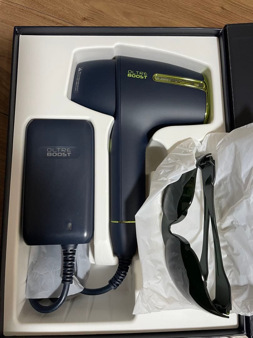 OLTRE BOOST オルトレブースト　脱毛器 本体と付属品