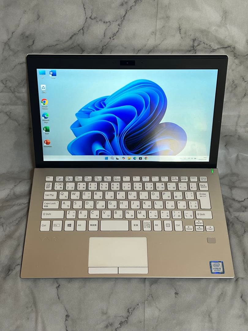【美品】VAIO VJPF11C11N　8GB / 256 GB