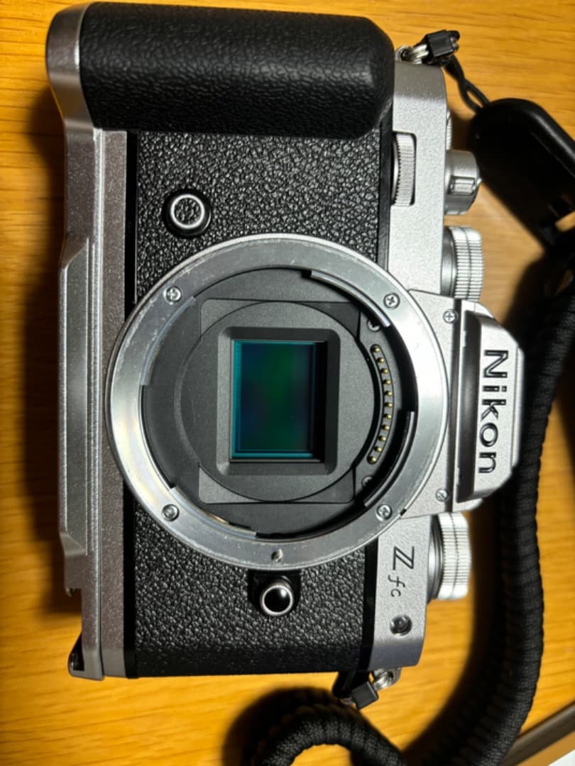 ★極上美品★ニコン NIKON Zfc 本体➕ カメラ用カメラグリップ
