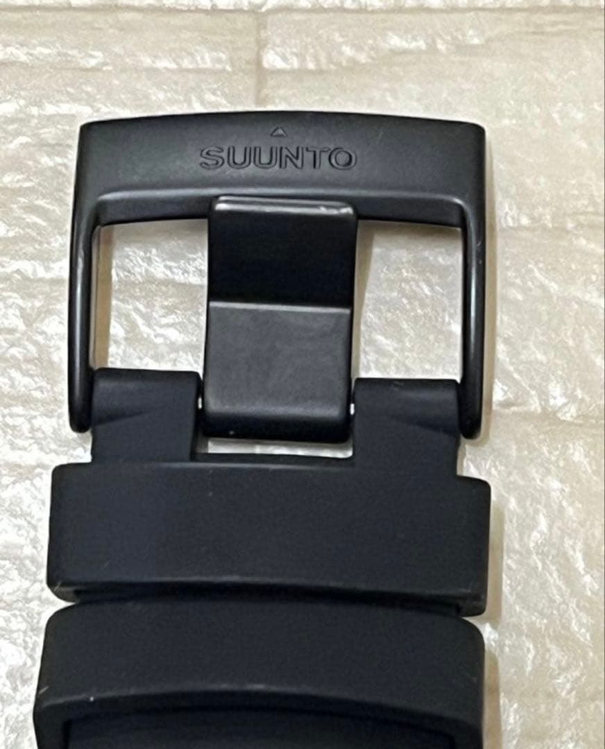 L*x様 SUUNTO CORE BLACK YELLOW TX スント コア