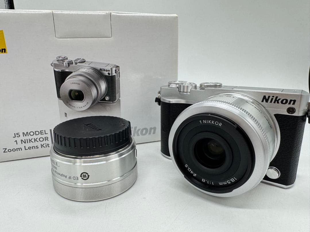ラ*ー様 Nikon J5 MODEL1 Nikkor ミラーレスカメラ Wレン
