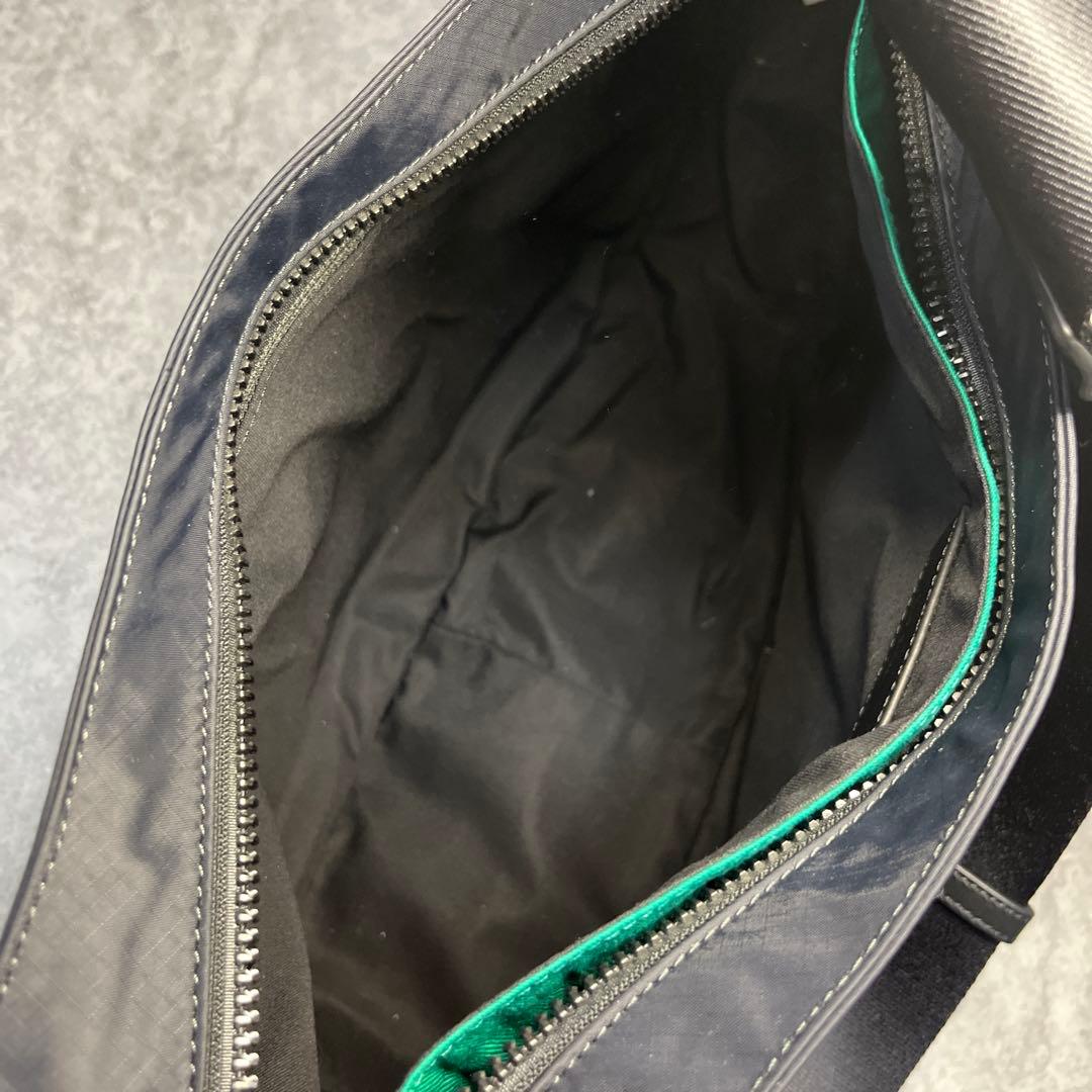 ほぼ未使用 paul smith ショルダーバッグ メッセンジャー 送料無料