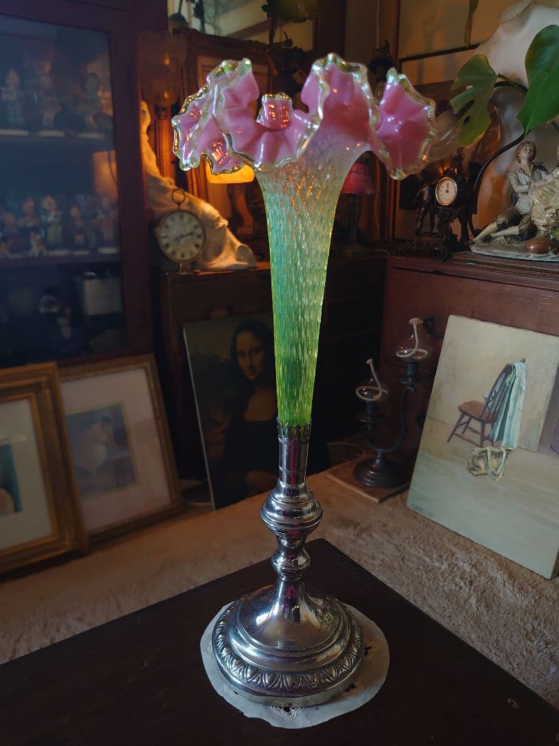 「売約済」フランス1890s'ヴィクトリアンクランベリー ヴァセリンSP花器