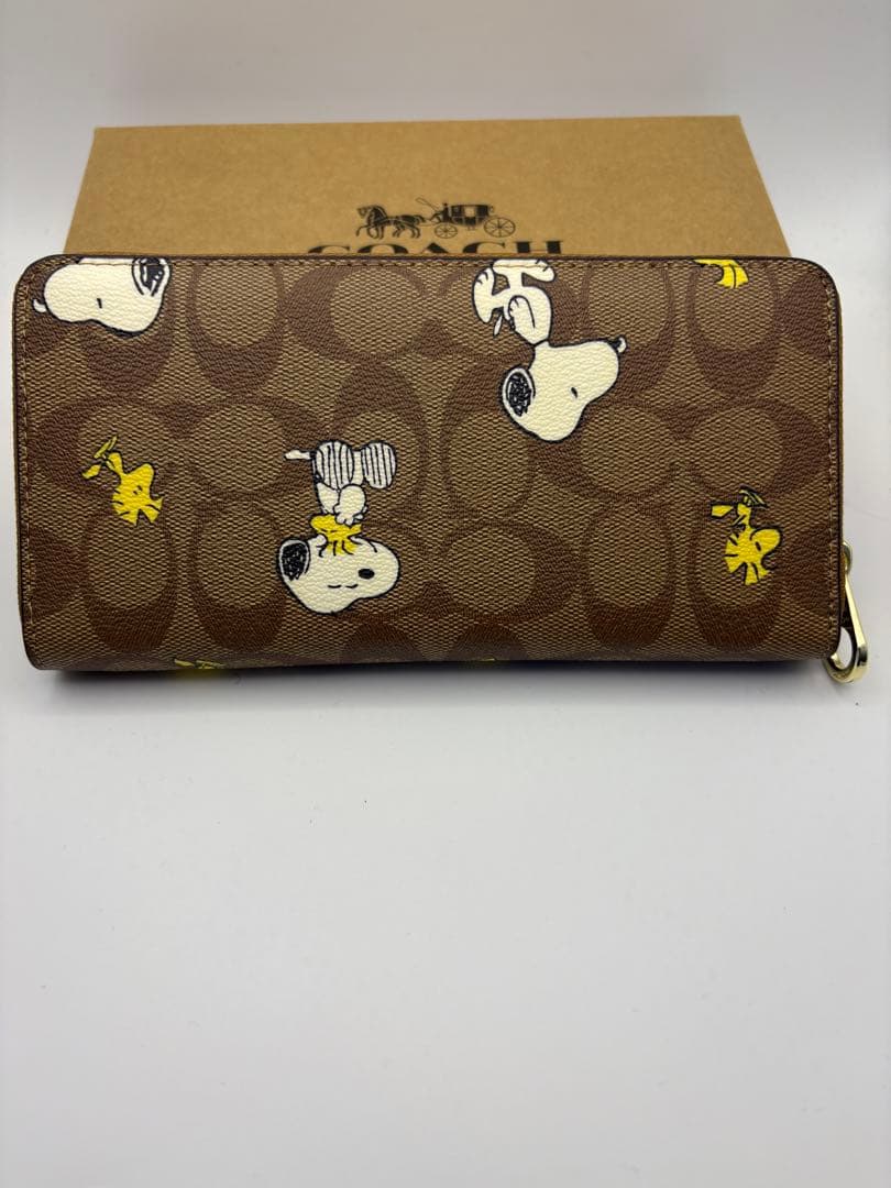 coach 長財布　柄物