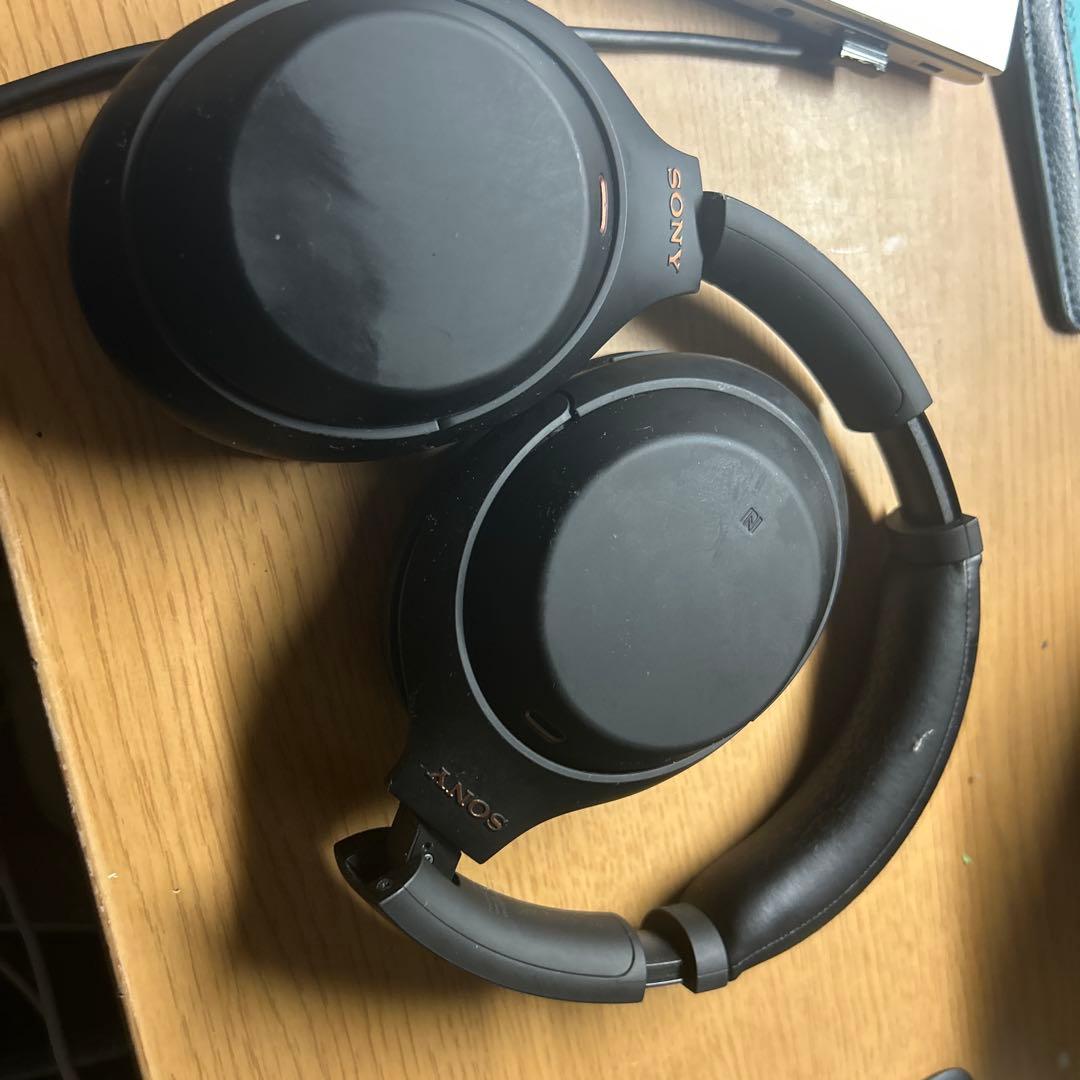 WH-1000xm4 専用ケース付き