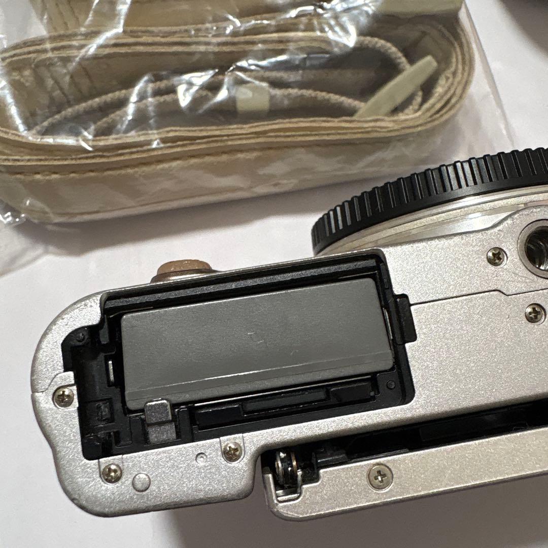 【ジャンク品】OLYMPUS PEN E-PL8